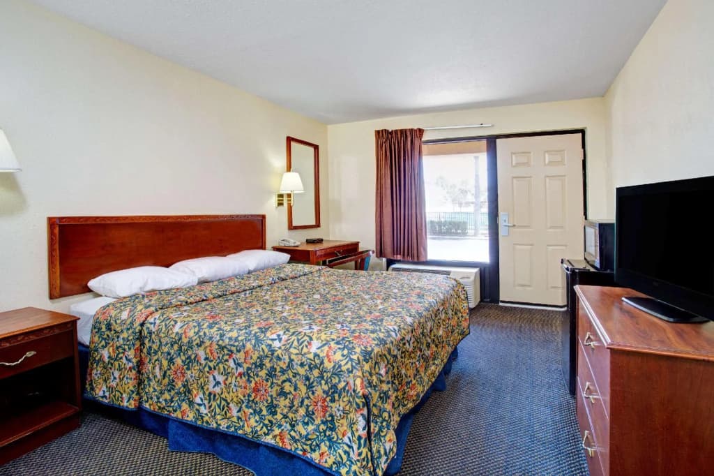 Standard Double room full double bed