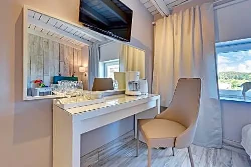 Hotel photo 42