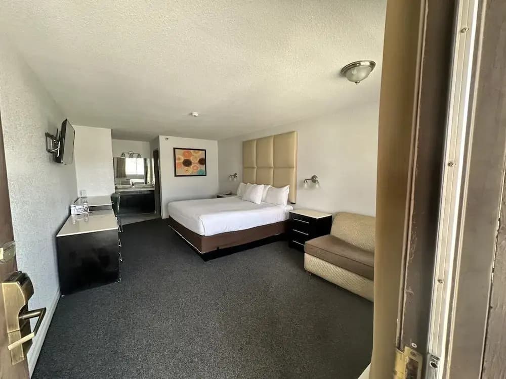 Standard Double room full double bed