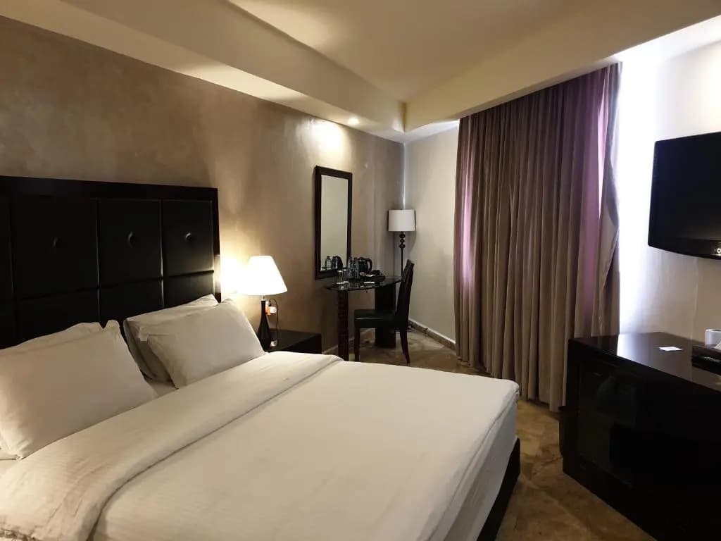Deluxe Double room with sea view full double bed