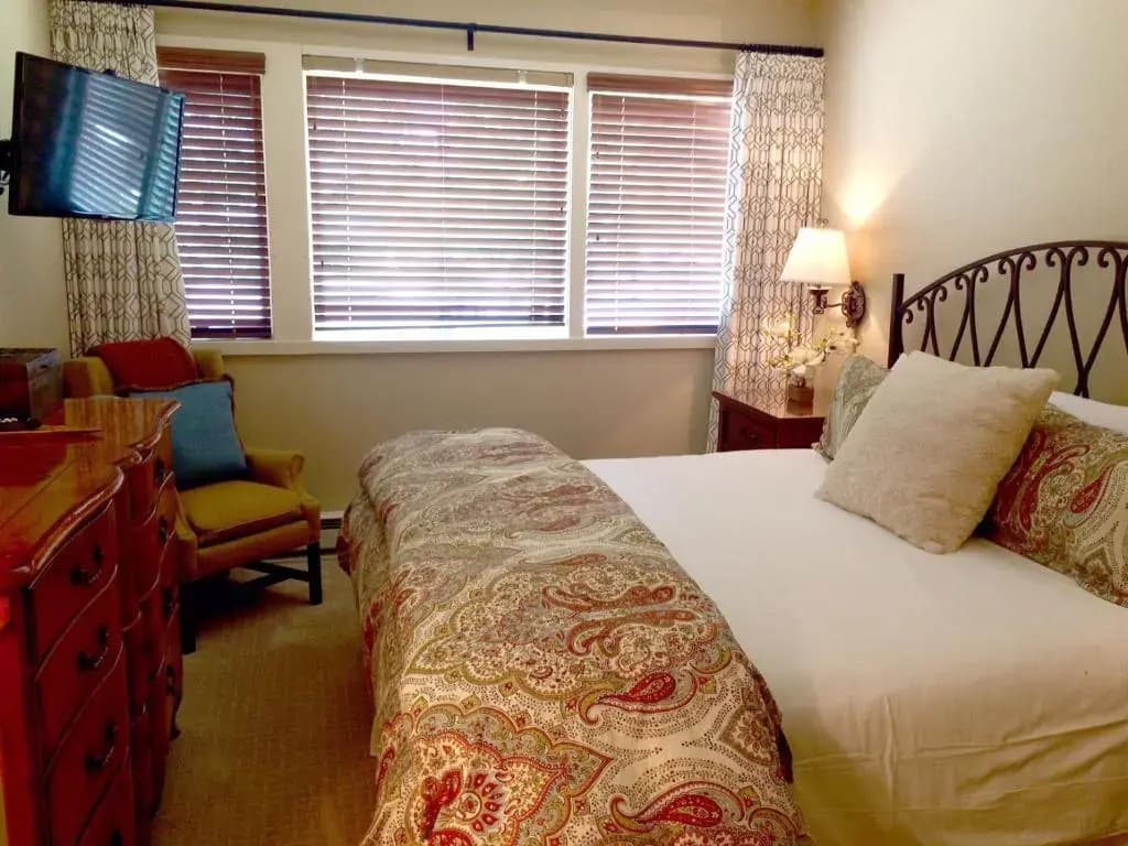 4 Bedrooms Deluxe Apartment