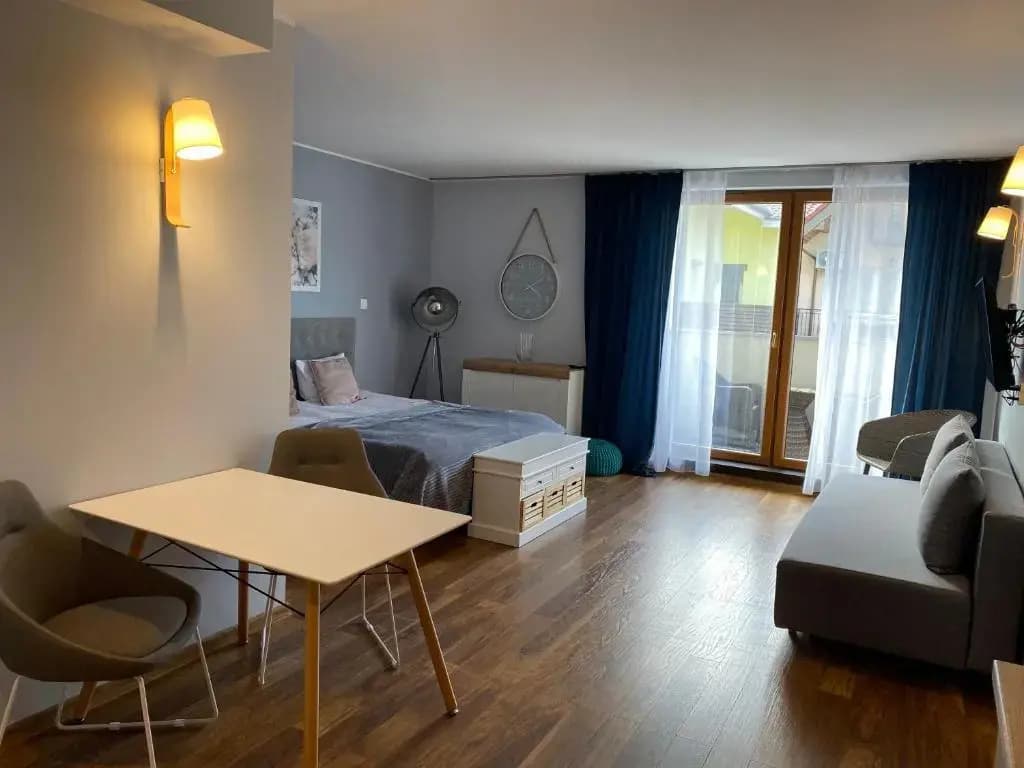 Apartment with balcony