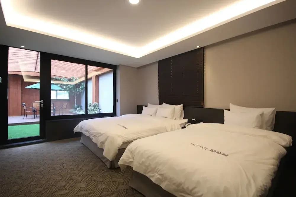 Deluxe Double room twin beds