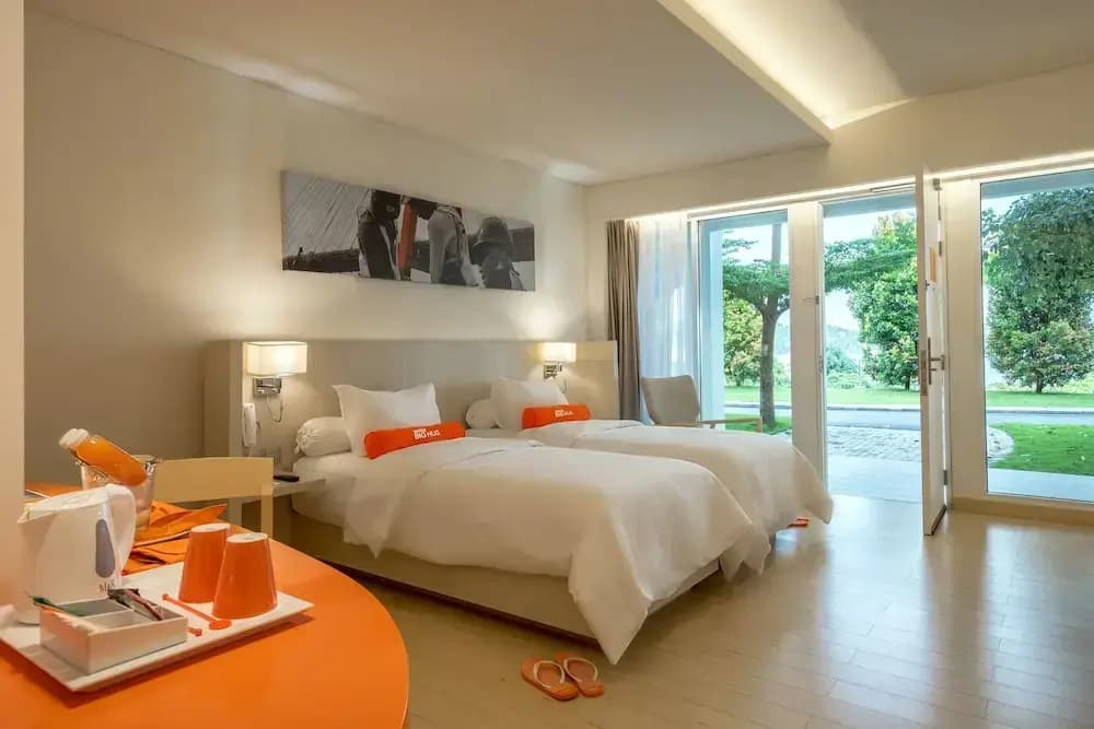 Harris Double room with garden view twin beds
