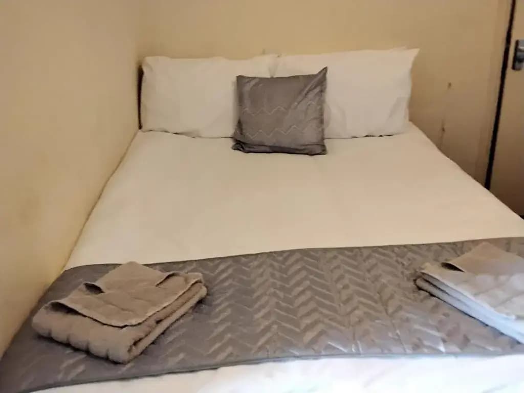 Standard Double Family room full double bed