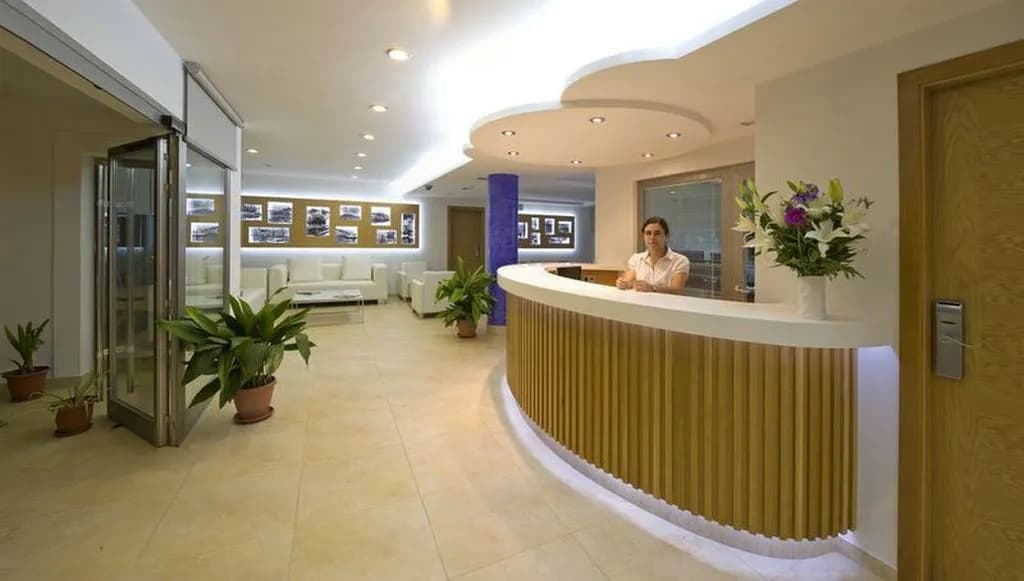 Hotel photo 1