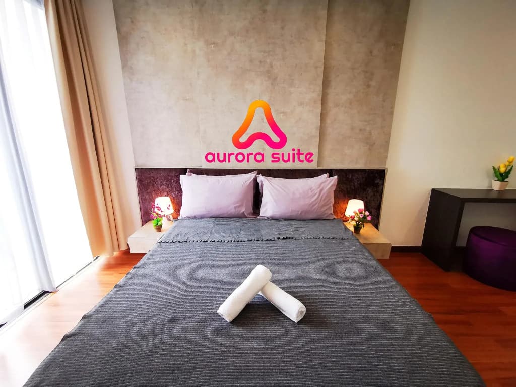 Double Suite full double bed
