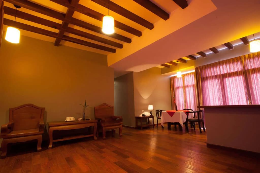 Hotel photo 13