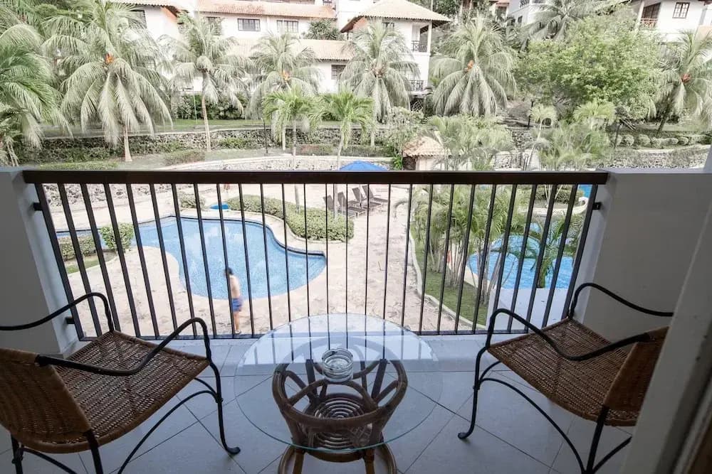 3 Bedrooms Apartment with balcony