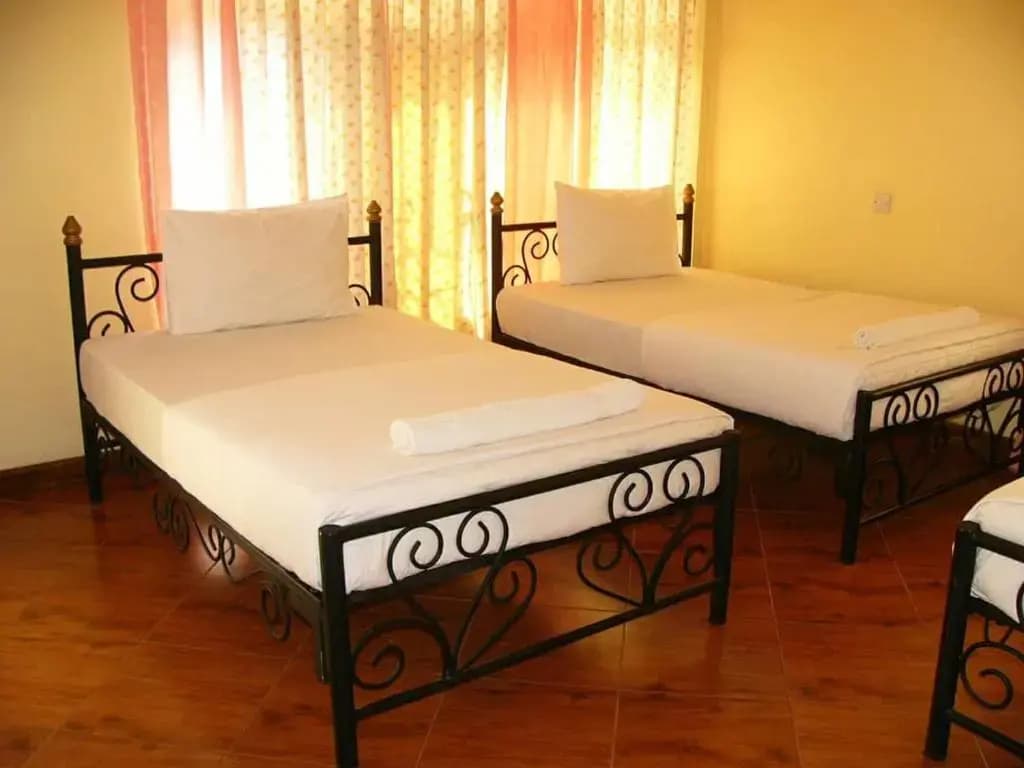 Standard Triple room with balcony