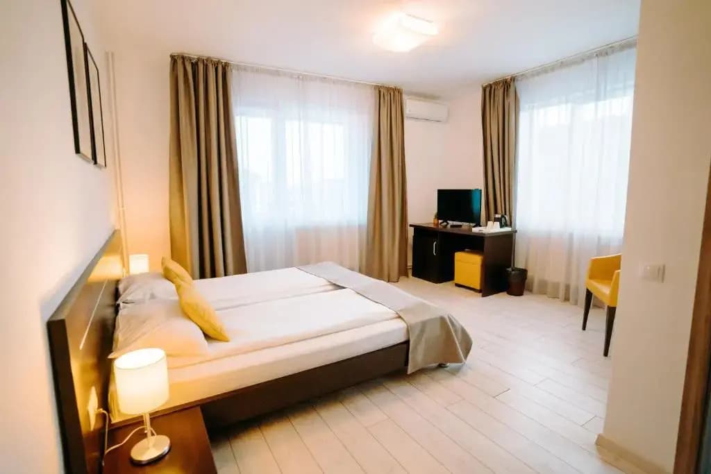 Standard Double room with balcony twin beds