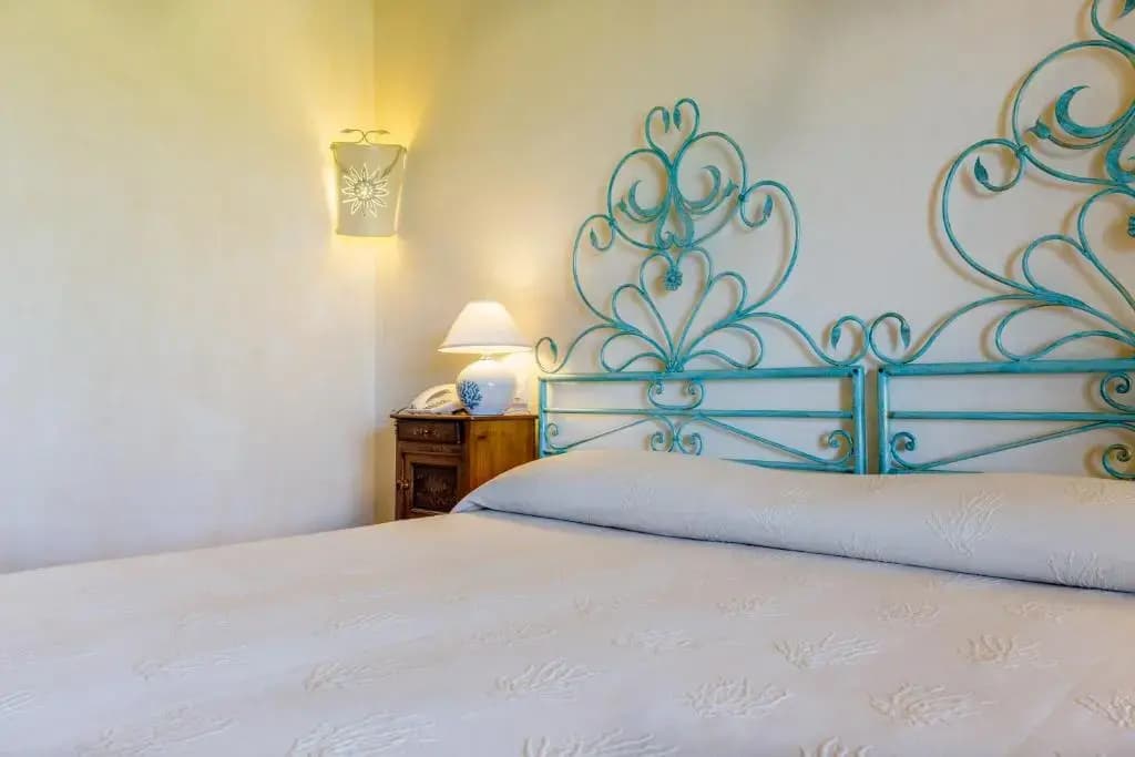 Superior Garden View Double room full double bed