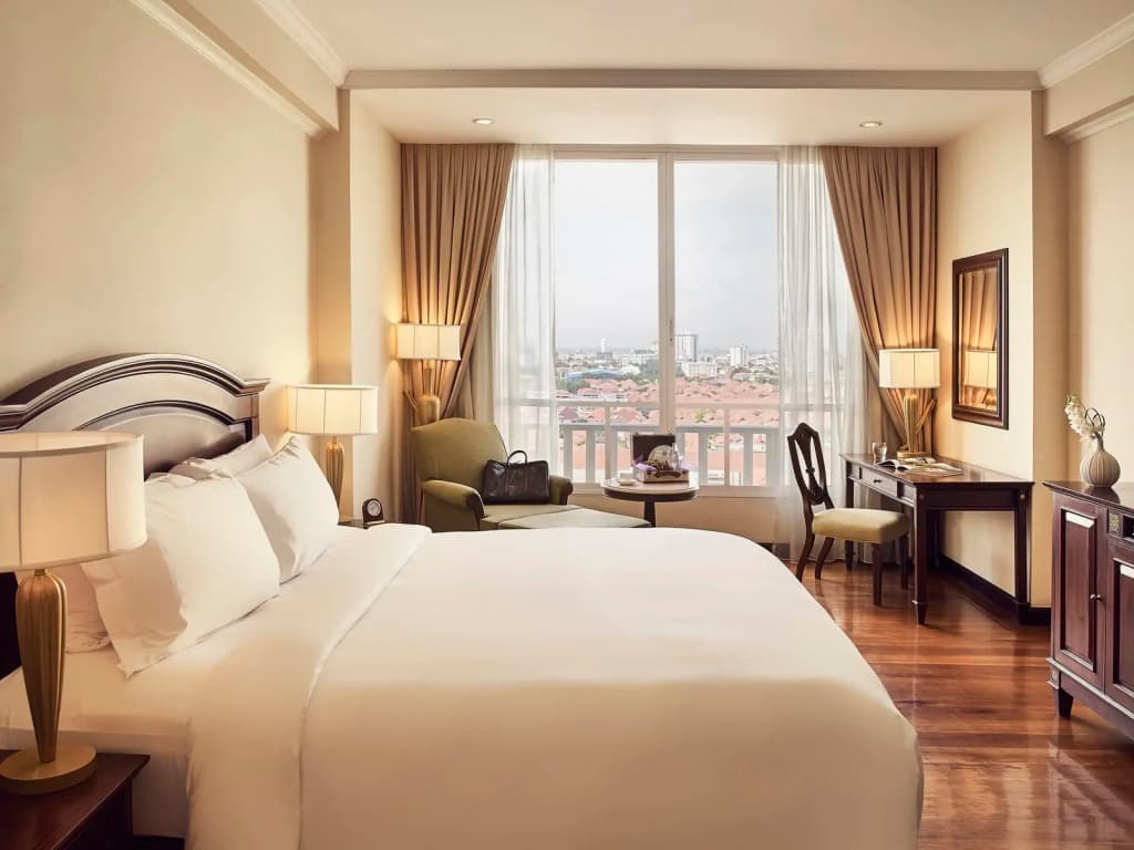 Superior Double Club room full double bed