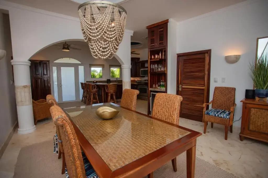 3 Bedrooms Villa