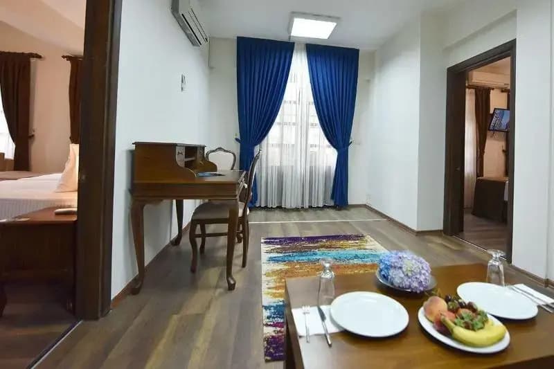 Hotel photo 2