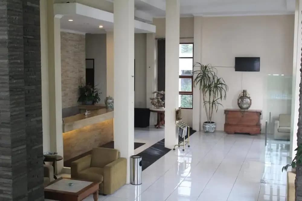 Hotel photo 2