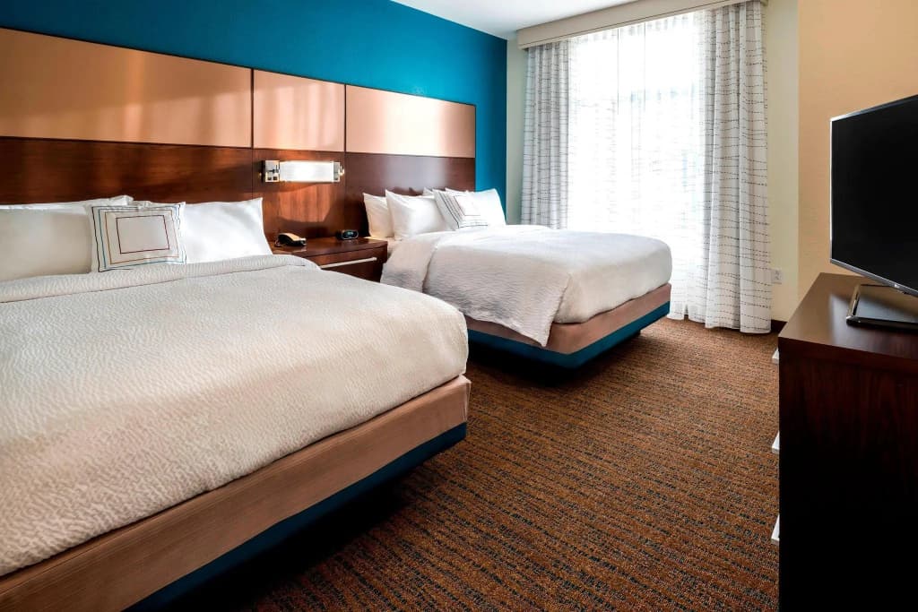 1 Bedroom Quadruple Suite