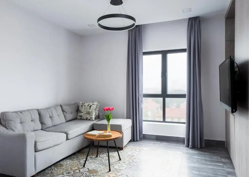 2 Bedrooms Apartment