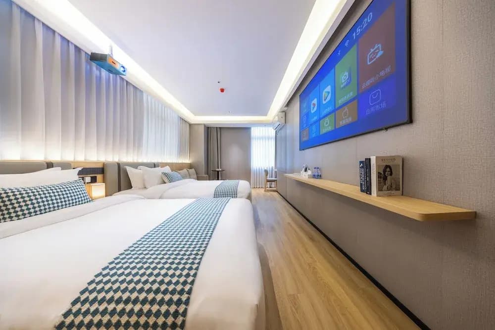 Hotel photo 12