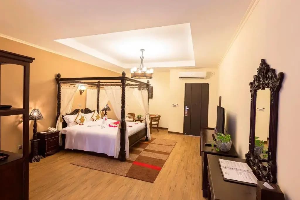 Deluxe Double room with balcony full double bed