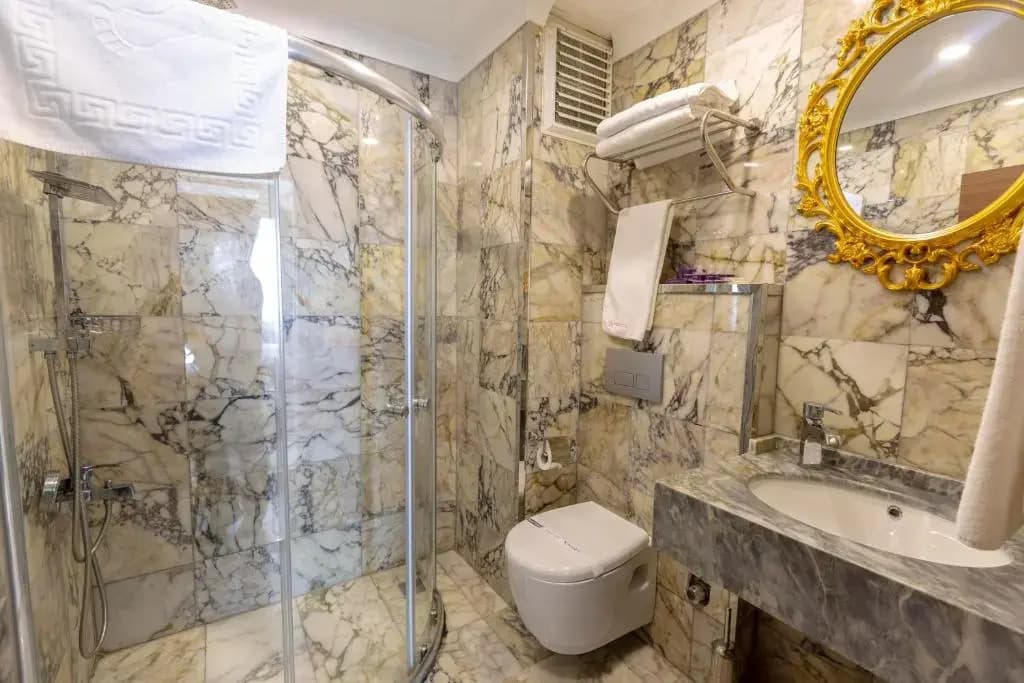 Deluxe Double room with sea view full double bed