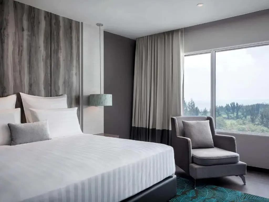 Executive Double room with sea view full double bed