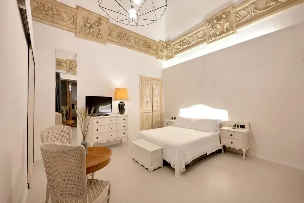 Deluxe Double room full double bed