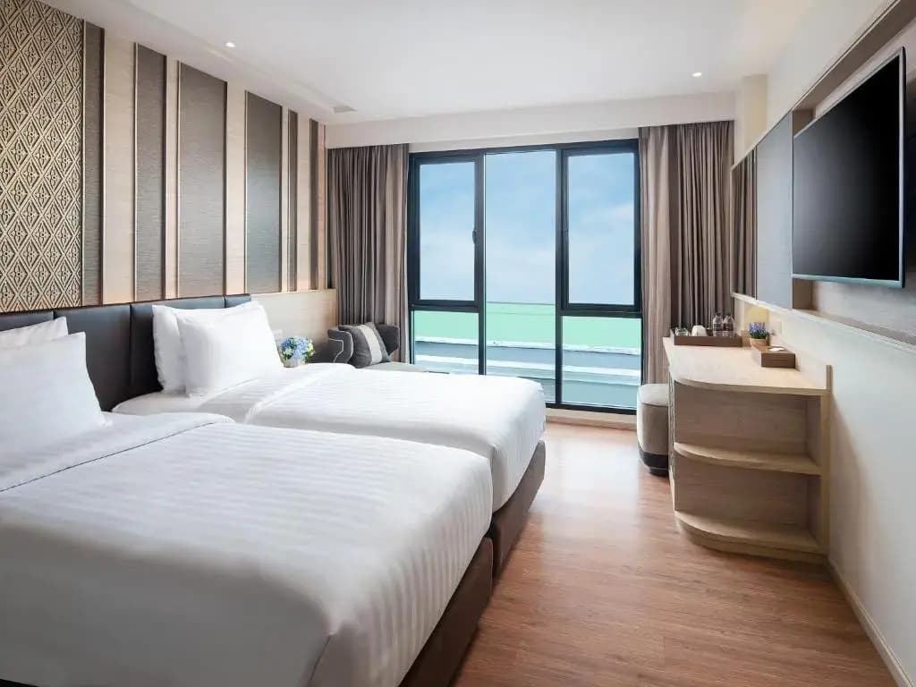 Deluxe Double room twin beds