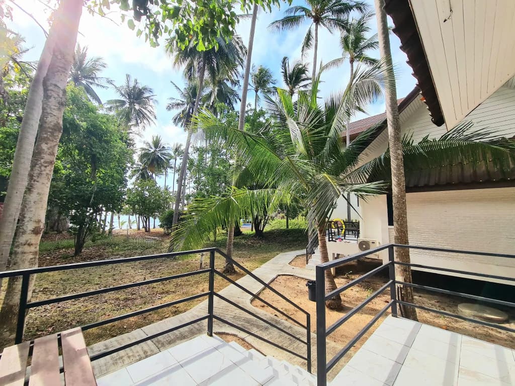 Bungalow with sea view