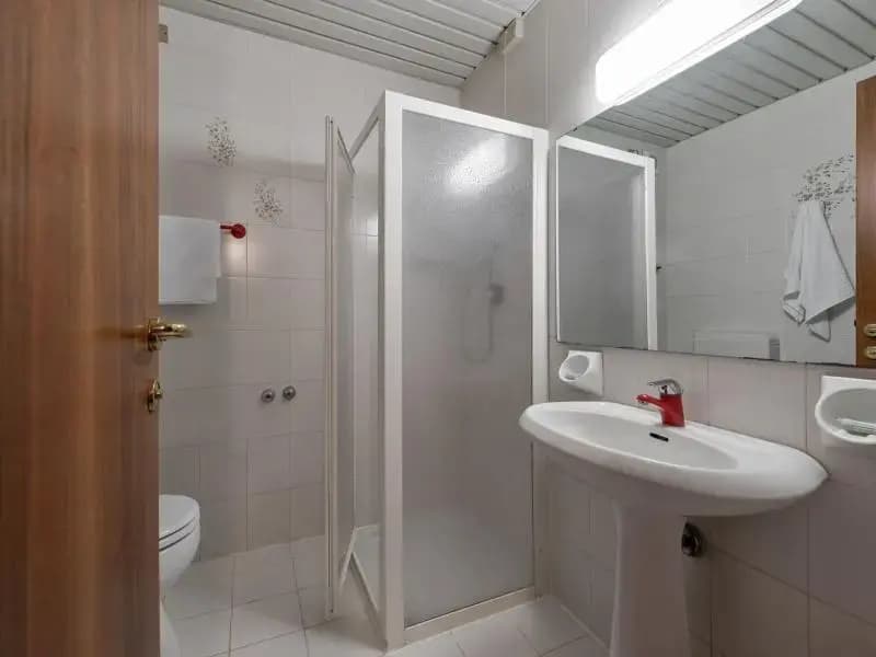 Standard Triple room with balcony