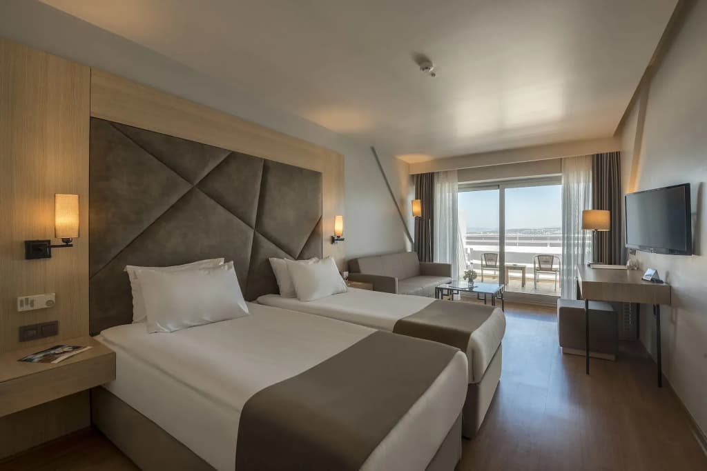 Hotel photo 12