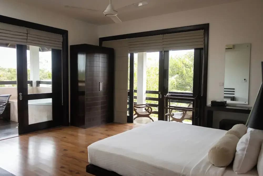 Suite with balcony