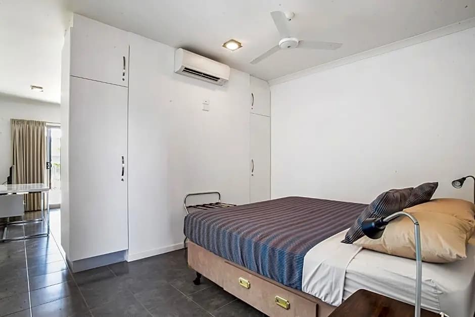 Double Suite with pool view full double bed