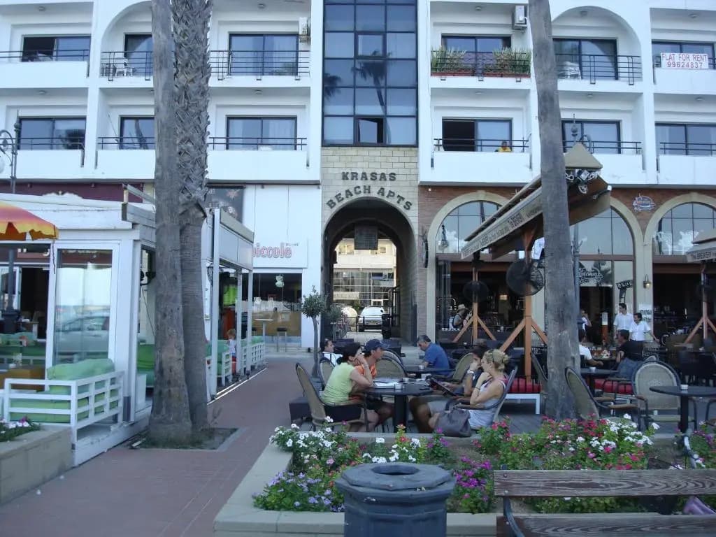 Hotel photo 1