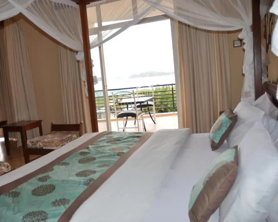 Standard Single room with lake view