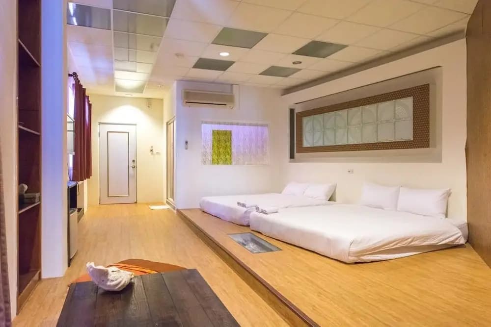 Standard Quadruple room with balcony