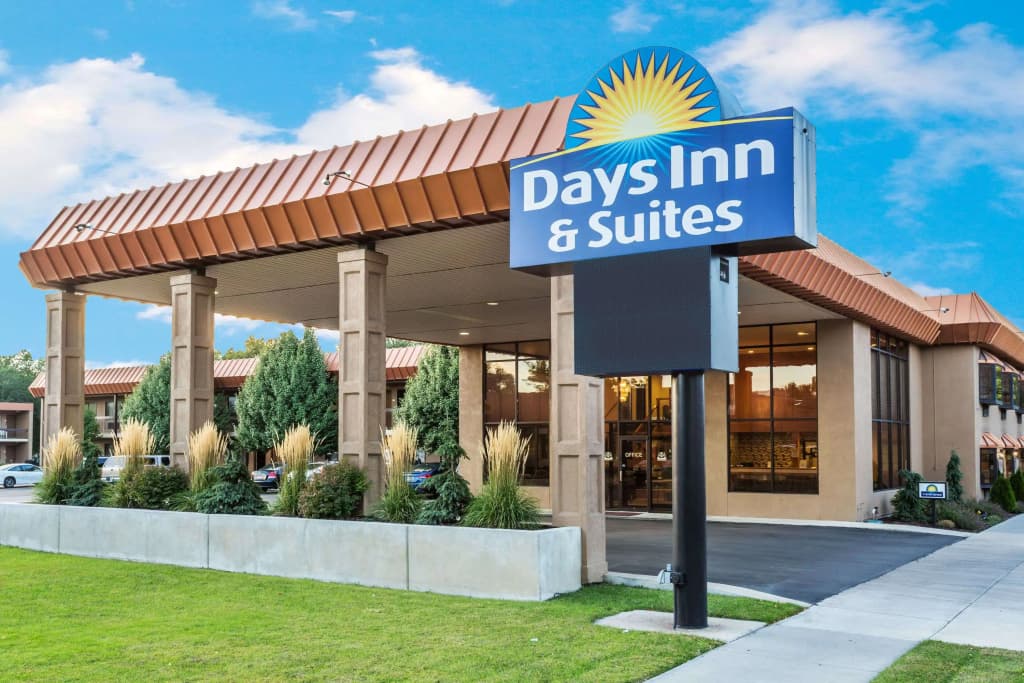 Hotel photo 1