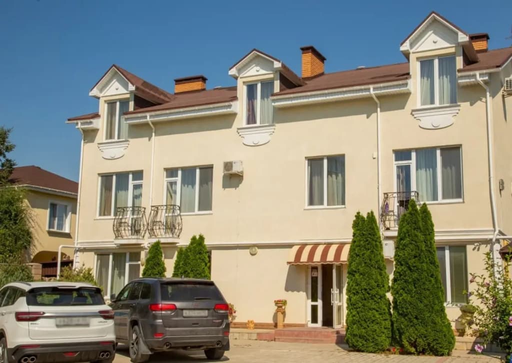 Hotel photo 1