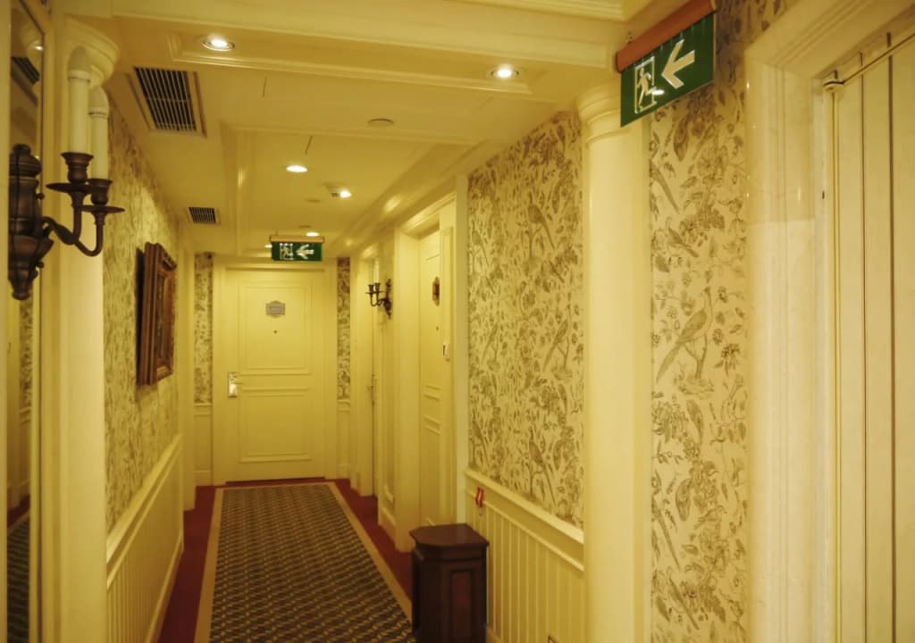 Hotel photo 12