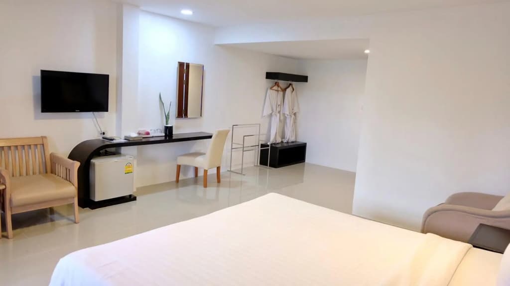 Deluxe Double room full double bed