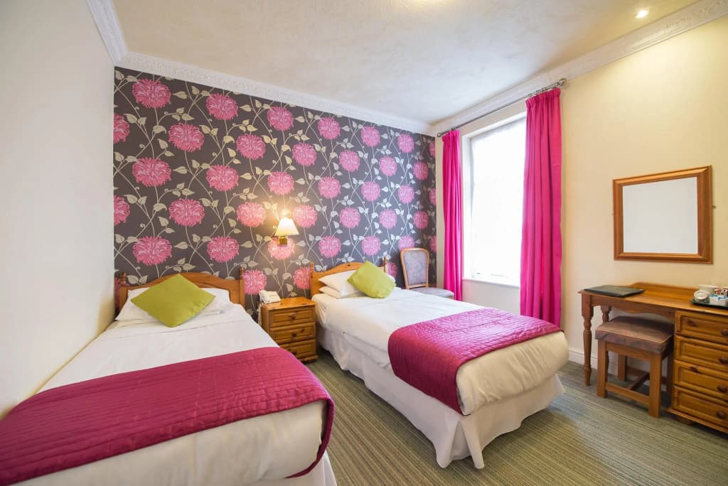 Standard Double room twin beds