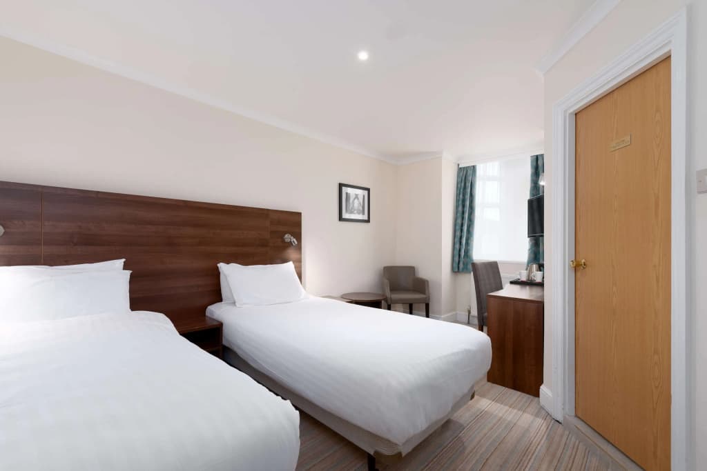 Standard Double room twin beds