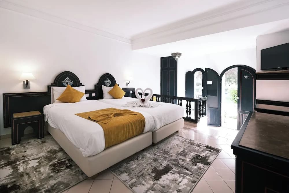 Double room full double bed