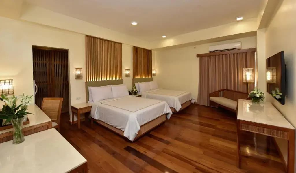 Quadruple Suite room