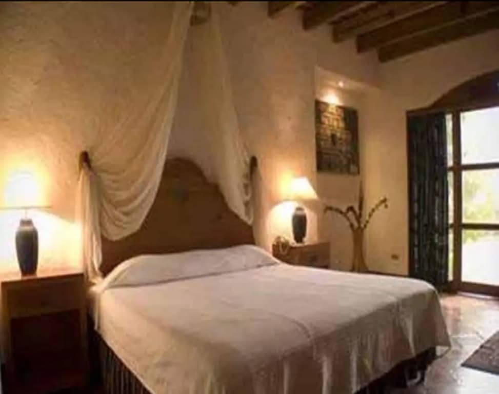 Standard Double room with lake view full double bed