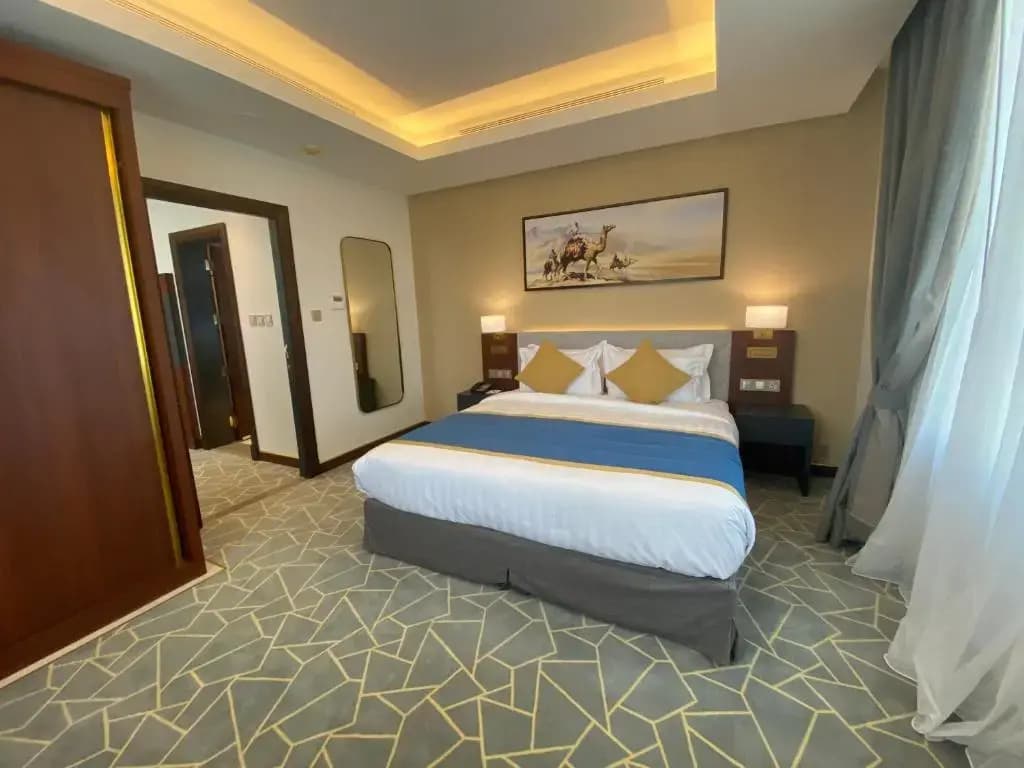 Deluxe Suite