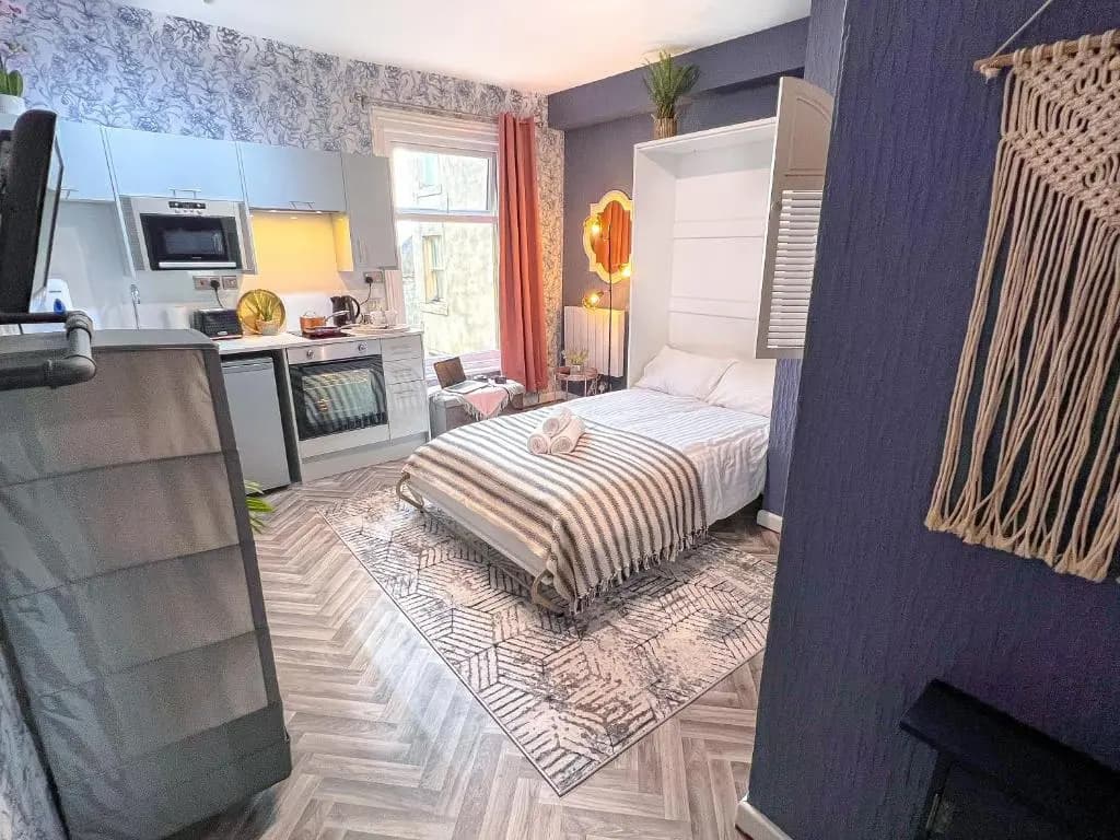 Deluxe Double Studio full double bed