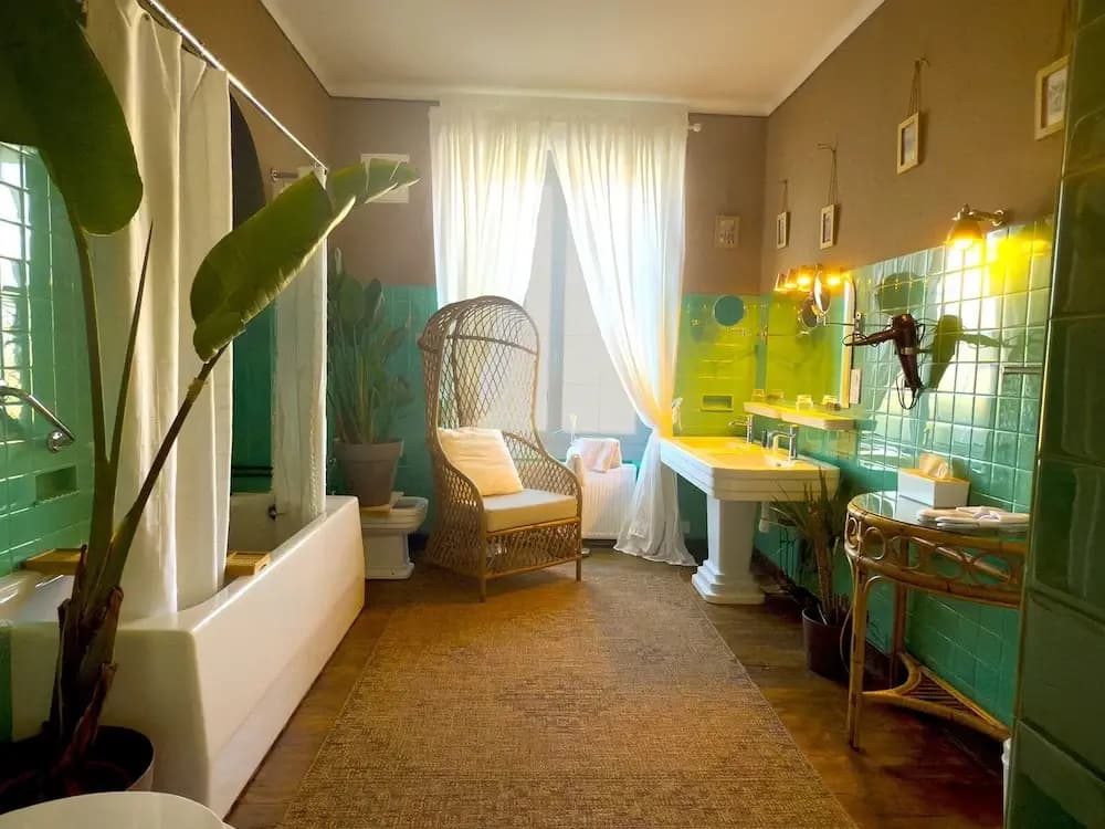 Premium room