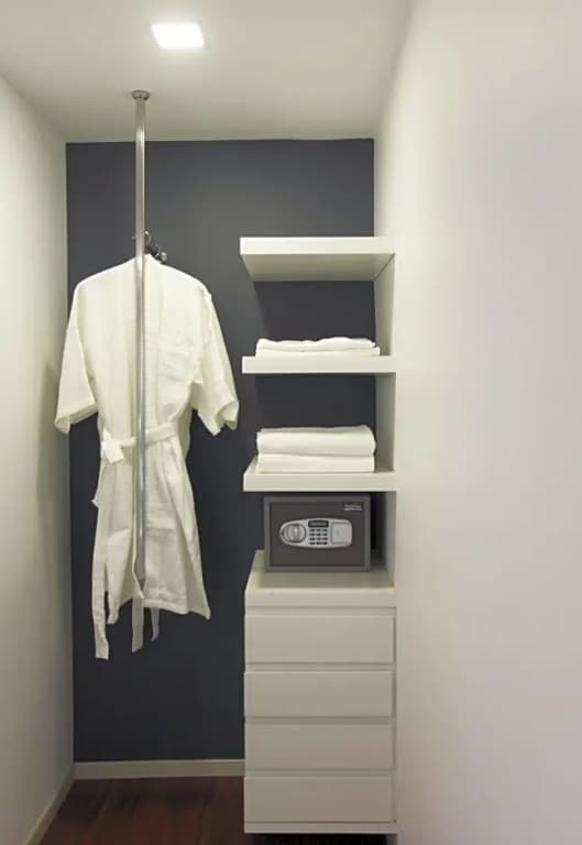 Double Junior Suite with balcony full double bed