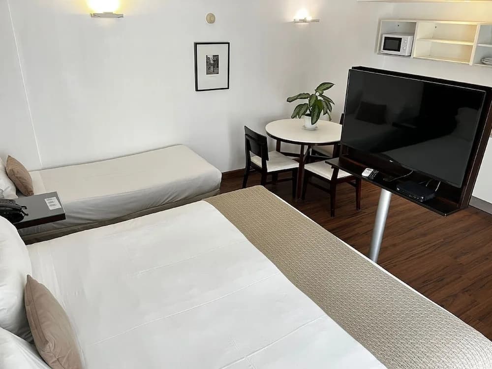 Deluxe Triple room with balcony